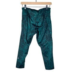 Champion C9 green snake print cropped athletic legging pants sz medium? M B160